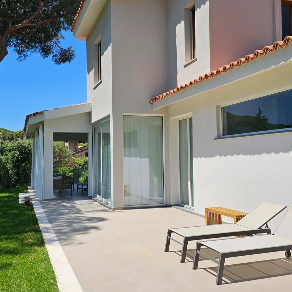 Casa vacanze per gruppi con parcheggio a Santa Margherita di Pula